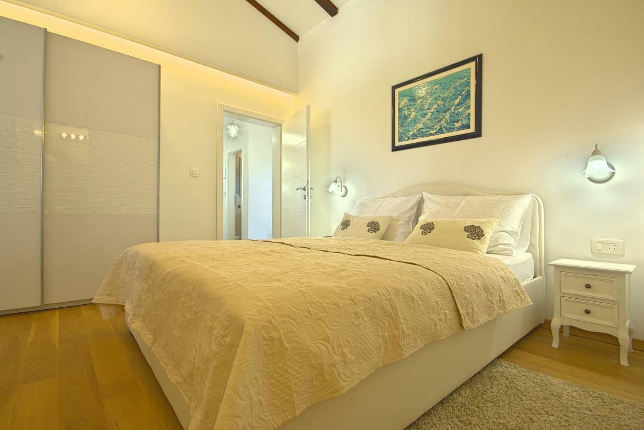 Villa Vespera Rosini Kültér fotó