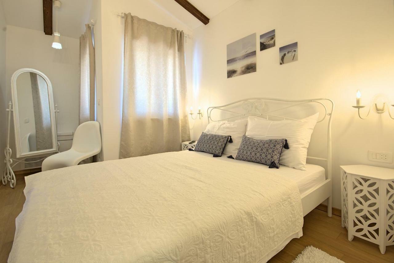 Villa Vespera Rosini Kültér fotó