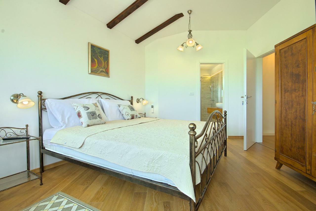 Villa Vespera Rosini Kültér fotó