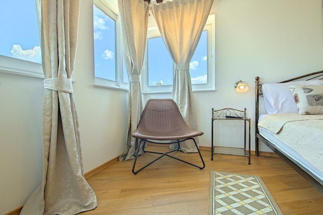 Villa Vespera Rosini Kültér fotó